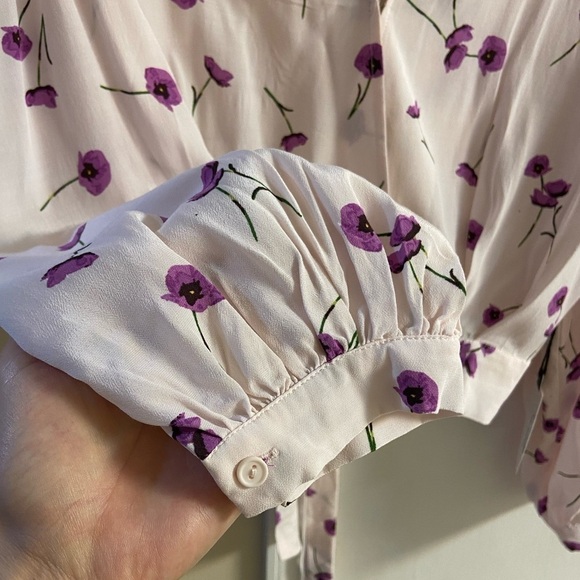 ASTR The Label blouse light pink floral cropped Medium NWT - Picture 6 of 7